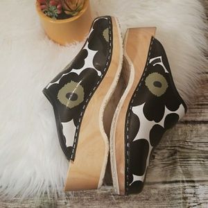 marimekko clogs